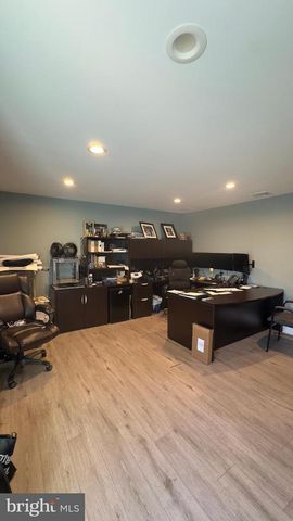 13 MARKET ST, Palmyra, NJ 08065