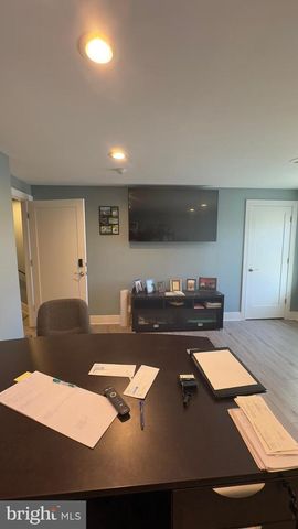 13 MARKET ST, Palmyra, NJ 08065