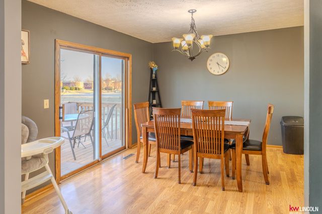 5124 N 25 Street, Lincoln, NE 68521