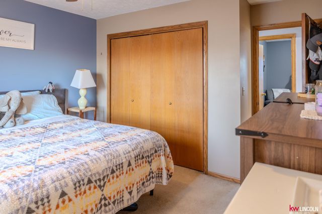 5124 N 25 Street, Lincoln, NE 68521