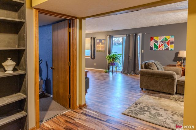 5124 N 25 Street, Lincoln, NE 68521