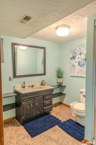 5124 N 25 Street, Lincoln, NE 68521