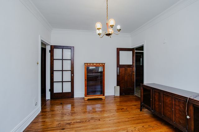 7639 W Jackson Boulevard 1E, Forest Park, IL 60130