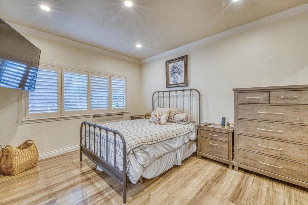 Image 12 of property listing at 1538 Meadow Ridge Circle, San Jose, CA 95131