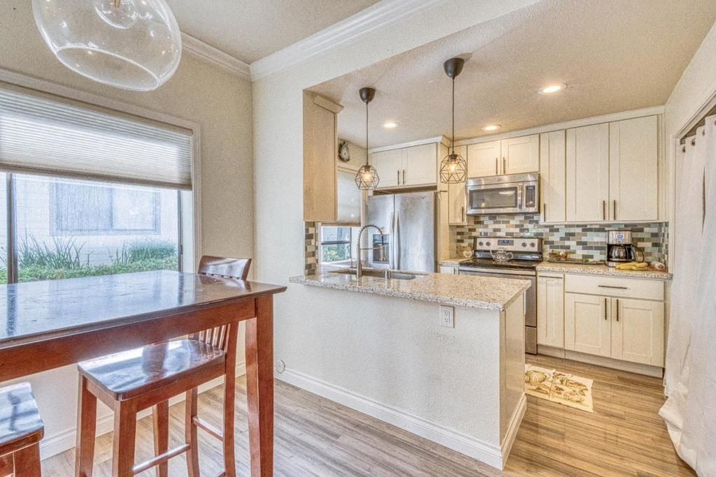 Image 18 of property listing at 1538 Meadow Ridge Circle, San Jose, CA 95131