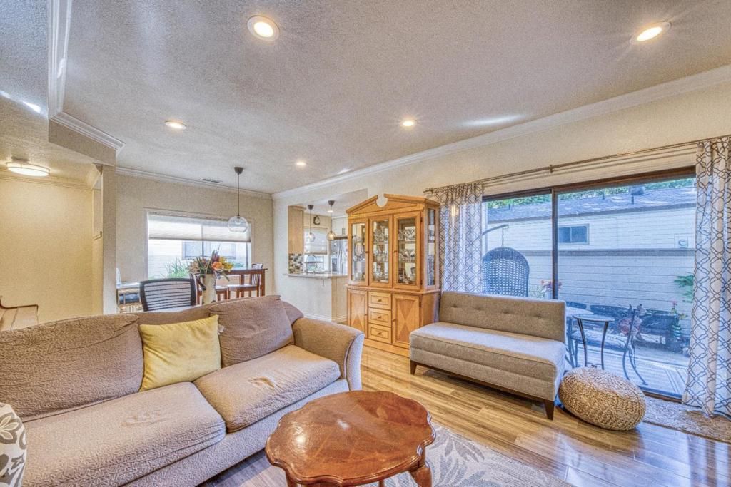 Image 21 of property listing at 1538 Meadow Ridge Circle, San Jose, CA 95131