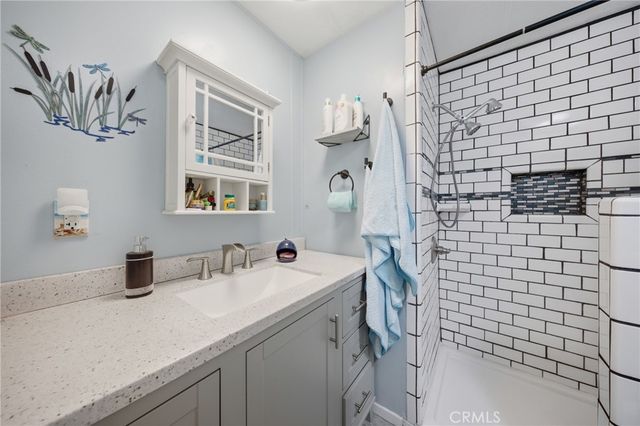 1255 Amethyst 18, Mentone, CA 92359