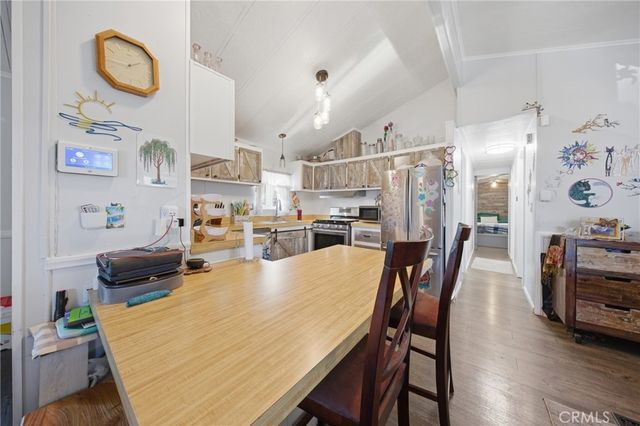 1255 Amethyst 18, Mentone, CA 92359