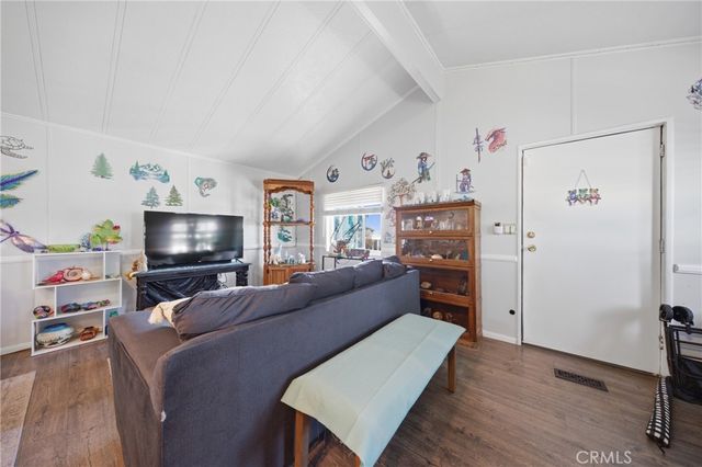 1255 Amethyst 18, Mentone, CA 92359