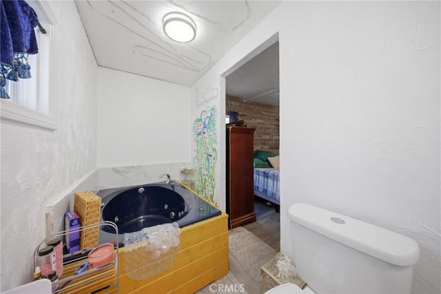 1255 Amethyst 18, Mentone, CA 92359