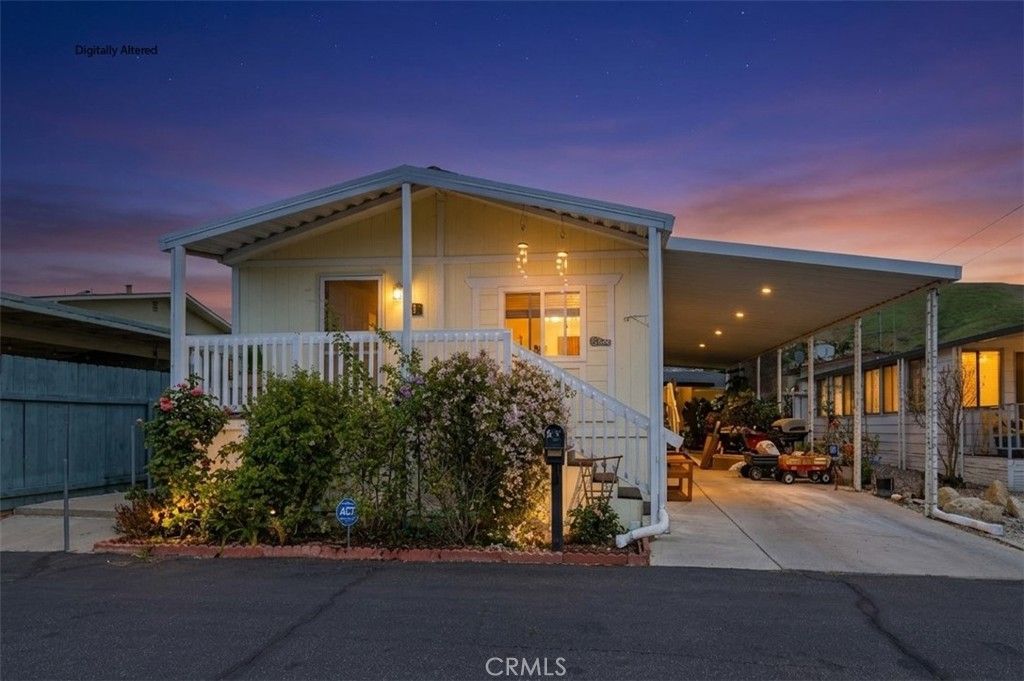 1255 Amethyst 18, Mentone, CA 92359