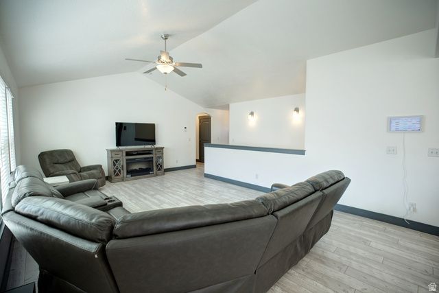 343 W DEER CREEK TRL, Salem, UT 84653