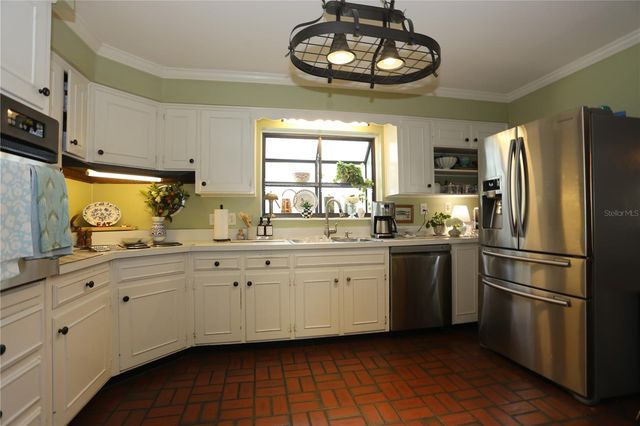 4414 W WATROUS AVENUE, Tampa, FL 33629