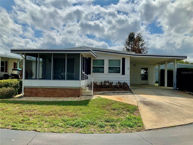 8 ORANGEWOOD DRIVE, Fruitland Park, FL 34731