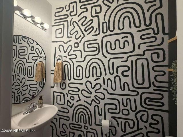 896 ROTARY Road, Jacksonville, FL 32211