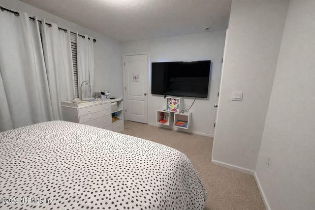 896 ROTARY Road, Jacksonville, FL 32211