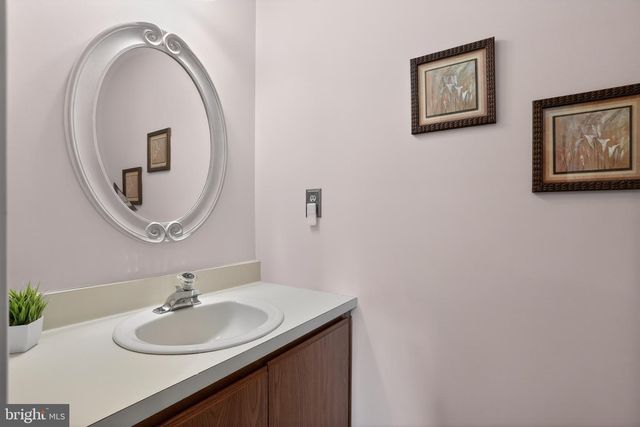 1305 BASSWOOD GRV, Ambler, PA 19002