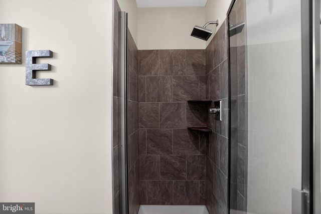 1305 BASSWOOD GRV, Ambler, PA 19002
