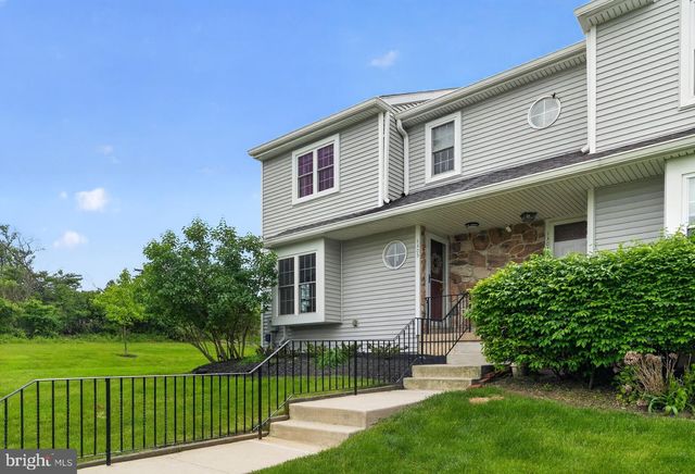 1305 BASSWOOD GRV, Ambler, PA 19002