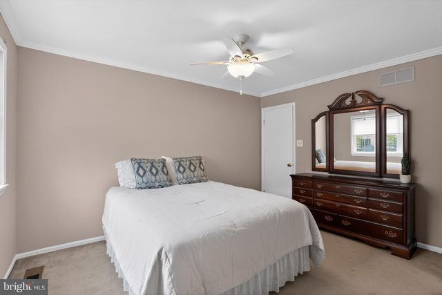 1305 BASSWOOD GRV, Ambler, PA 19002
