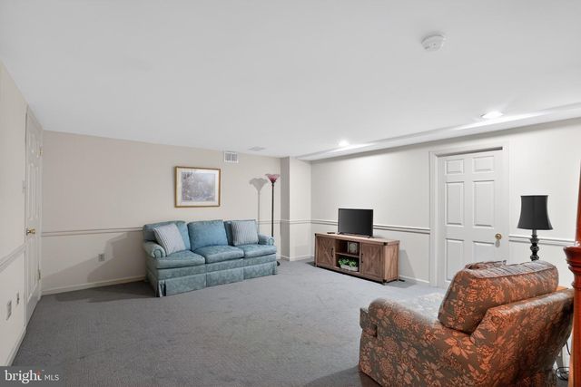 1305 BASSWOOD GRV, Ambler, PA 19002