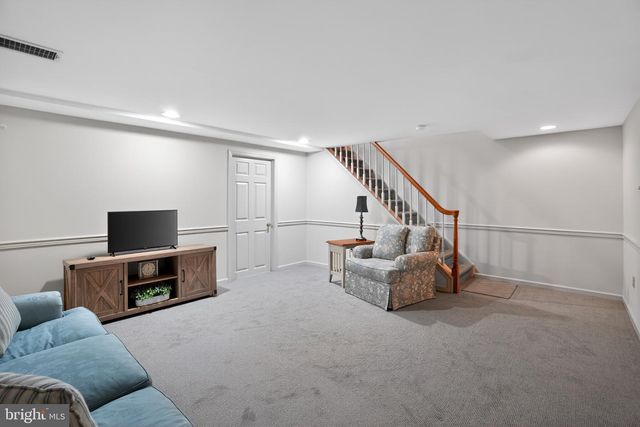 1305 BASSWOOD GRV, Ambler, PA 19002