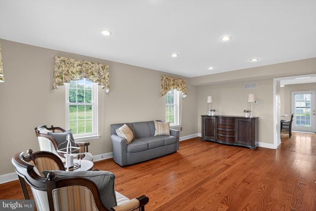 1305 BASSWOOD GRV, Ambler, PA 19002