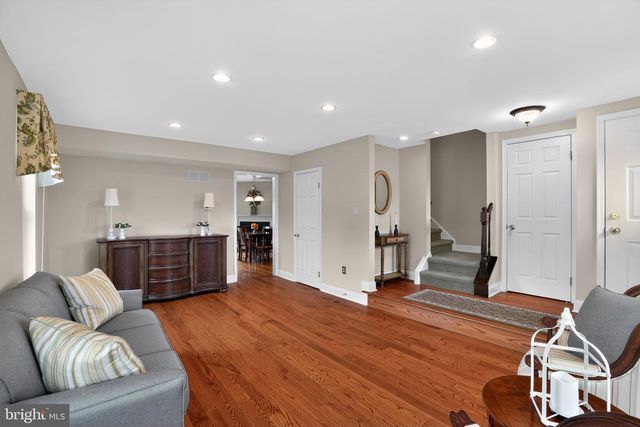 1305 BASSWOOD GRV, Ambler, PA 19002