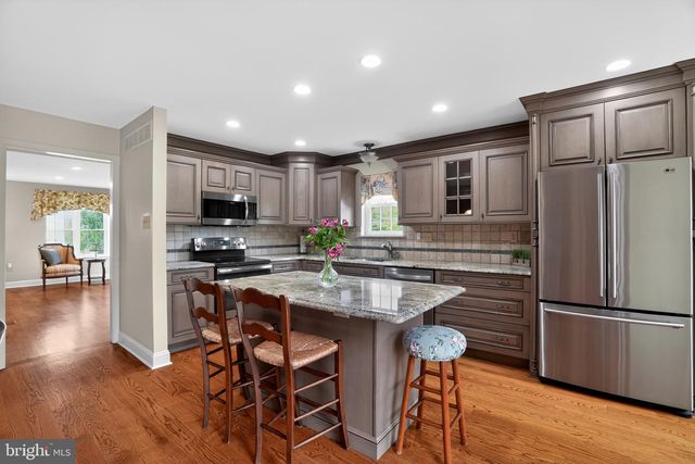 1305 BASSWOOD GRV, Ambler, PA 19002