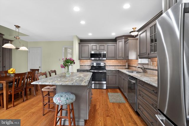 1305 BASSWOOD GRV, Ambler, PA 19002