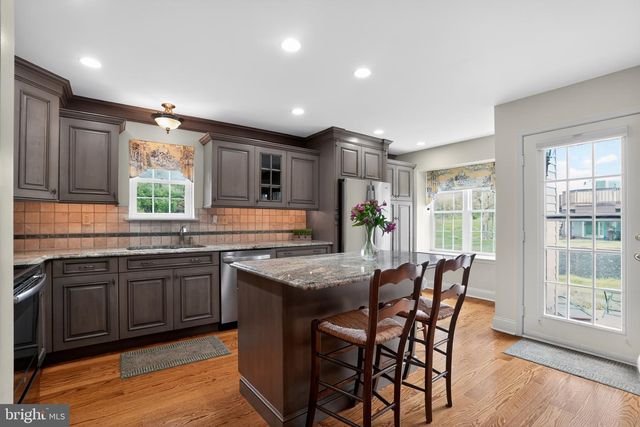1305 BASSWOOD GRV, Ambler, PA 19002