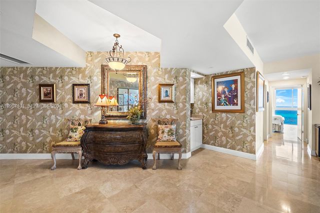 4775 Collins Ave 1203, Miami Beach, FL 33140