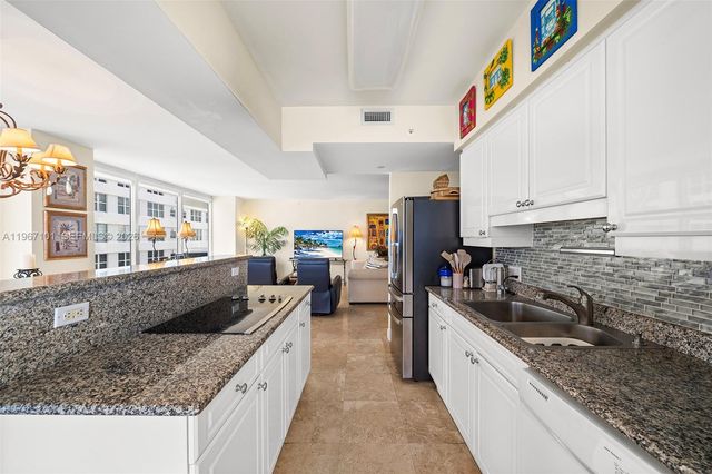 4775 Collins Ave 1203, Miami Beach, FL 33140