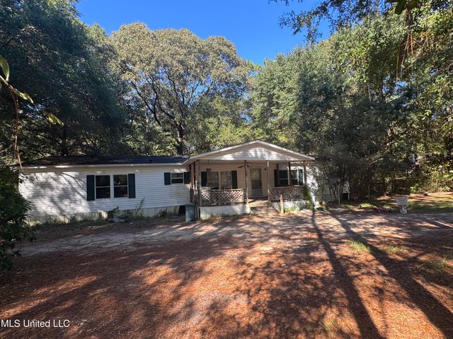 170 Oakhaven Drive, Lucedale, MS 39452