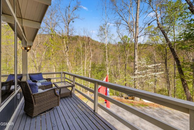 509 Adams Road, Gatlinburg, TN 37738