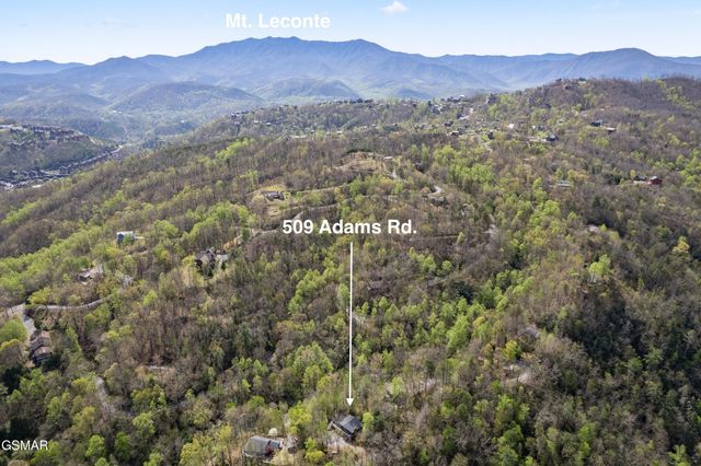 509 Adams Road, Gatlinburg, TN 37738