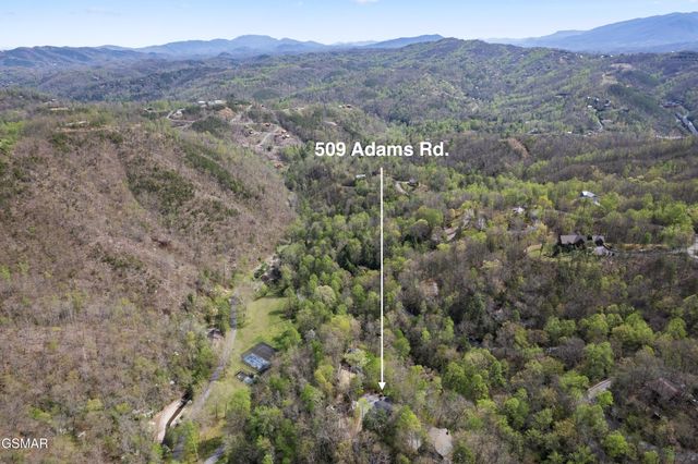 509 Adams Road, Gatlinburg, TN 37738
