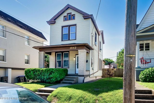1842 Deer Park Ave, Louisville, KY 40205