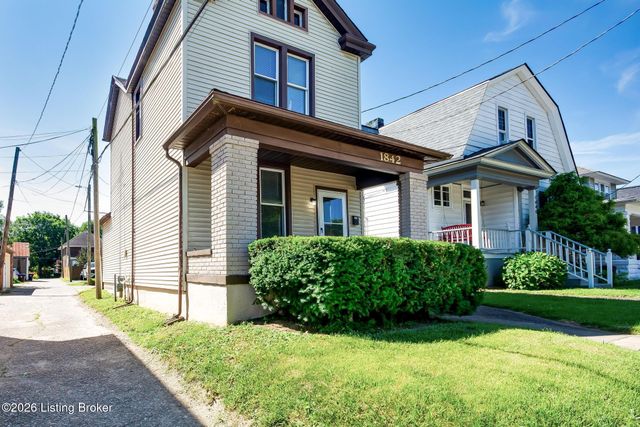 1842 Deer Park Ave, Louisville, KY 40205