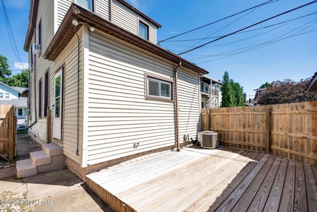 1842 Deer Park Ave, Louisville, KY 40205