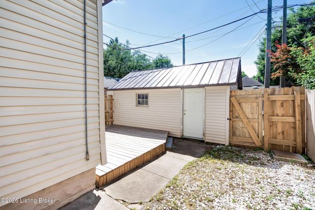 1842 Deer Park Ave, Louisville, KY 40205