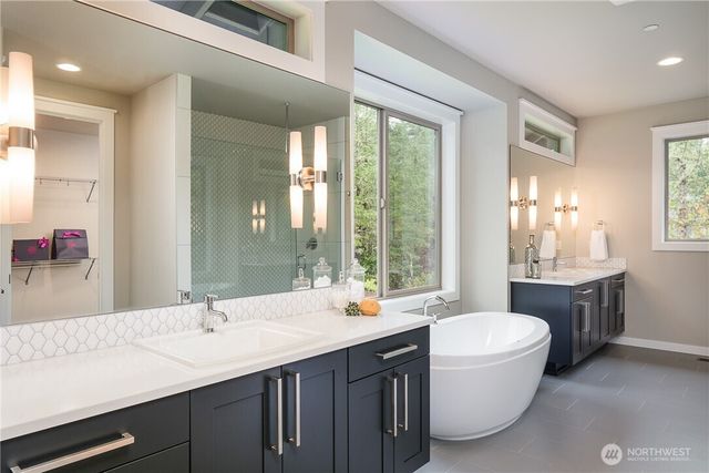 31248 218th Place SE, Black Diamond, WA 98010