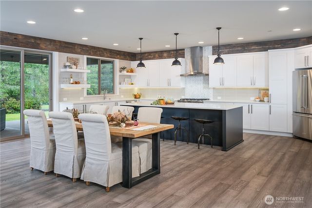 31248 218th Place SE, Black Diamond, WA 98010