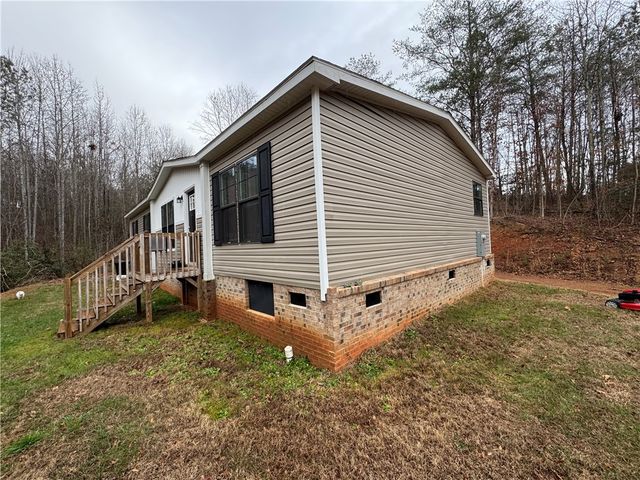 615 Generostee Church Road, Starr, SC 29684