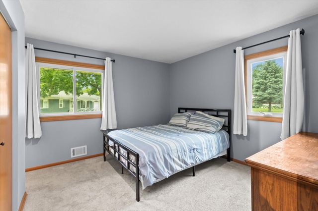 7358 Symphony Street NE, Fridley, MN 55432