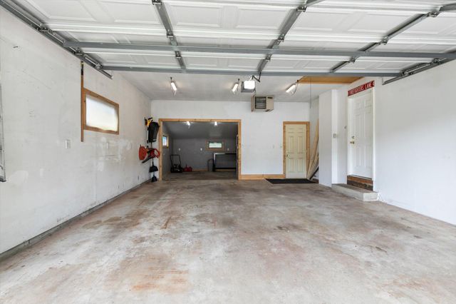 7358 Symphony Street NE, Fridley, MN 55432