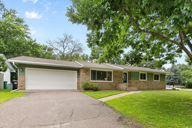 7358 Symphony Street NE, Fridley, MN 55432