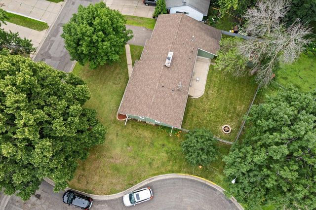 7358 Symphony Street NE, Fridley, MN 55432