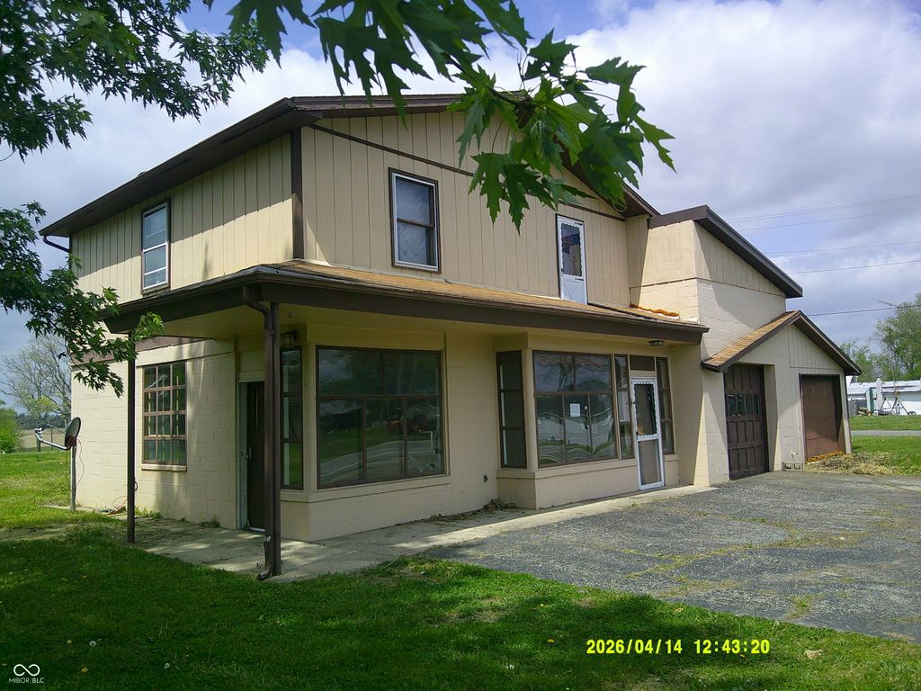 12573 S State Road 3, Westport, IN 47283