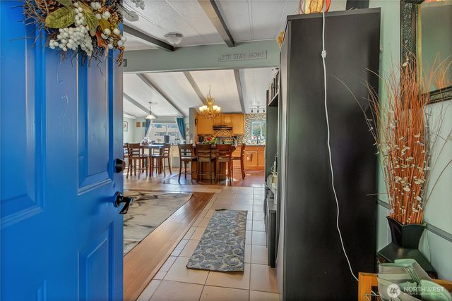 11707 237th Avenue E, Buckley, WA 98321